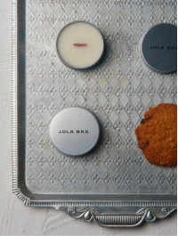 Свічка міні LOLA BRA